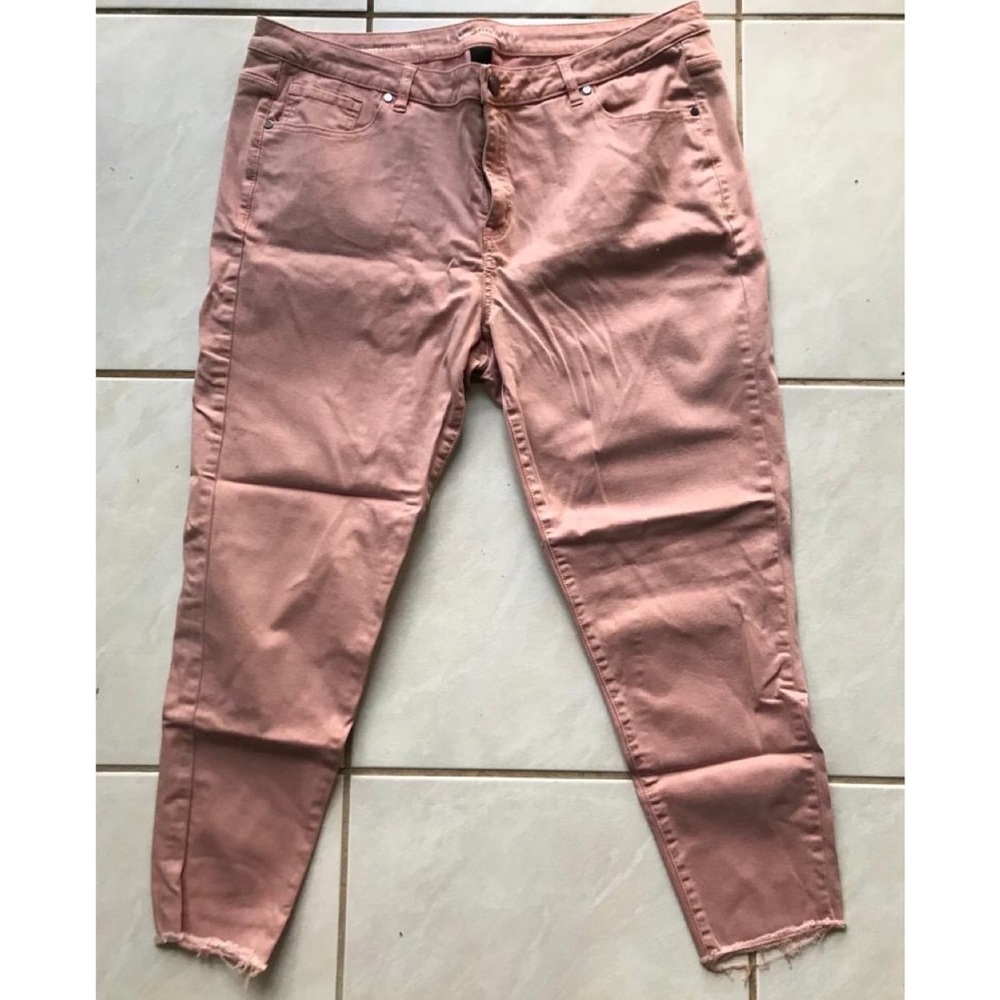 Lane Bryant Skinny Ankle Jean - size 22 - Dusty Pink